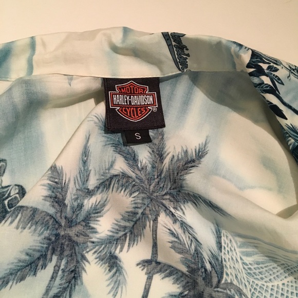 Harley Davidson Tori Richard ,Vintage Hawaiian style short sleeve shirt. - Picture 2 of 7